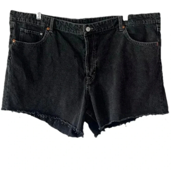 Black high rise denim shorts plus size 22 shorts 3 button fly distressed hem - Picture 1 of 7